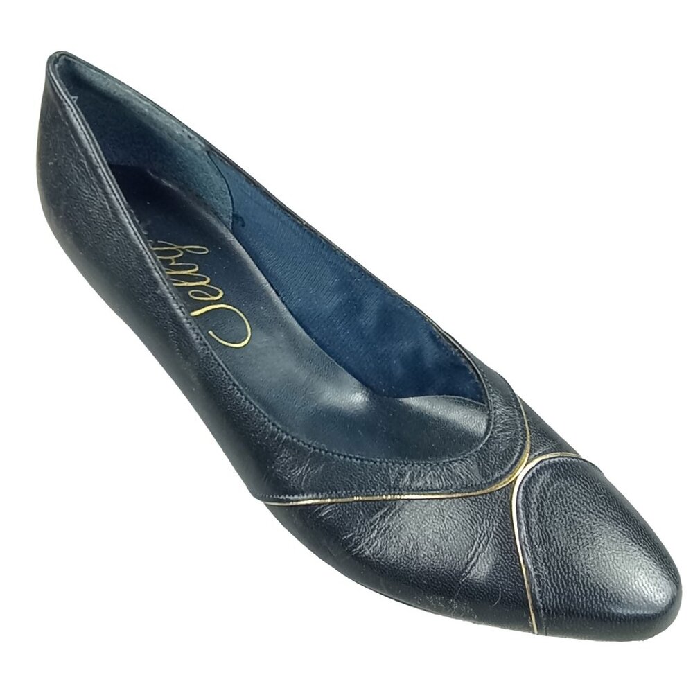Vintage Selby Women's Navy Blue with Gold Trim 2 Inch Low Heel Pump Size 9